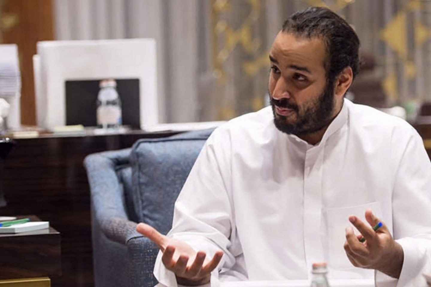 Princas Mohammedas yra tik antras įpėdinis į Saudo Arabijos sostą, tačiau savo rankose jis turi sukaupęs labai daug valdymo galios.<br>AFP/Scanpix nuotr.