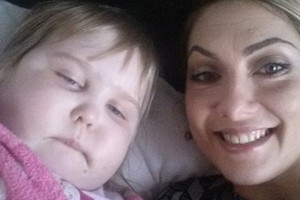 Evos mama skęsta skausme: „Pastarosios dienos – labai blogos“