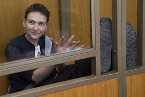 Kijevas ir Maskva tęsia derybas dėl N. Savčenko perdavimo