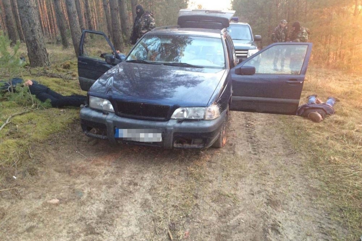Persekiodami kontrabandininkus pasieniečiai šaudė į orą.