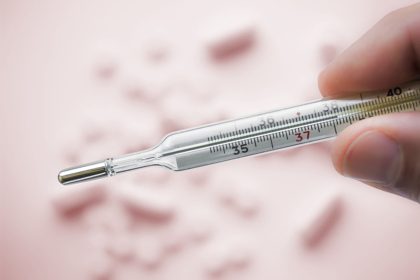 Medikai išgelbėjo 2 metų ir 2 mėnesių amžiaus berniuką bei 10 mėnesių mergytę.