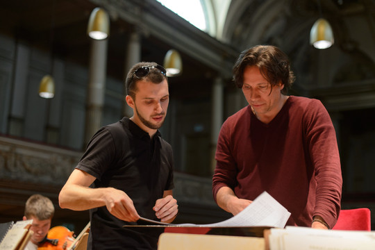 Dirigentų dinastijos atžala pristato naują Baltijos orkestrą