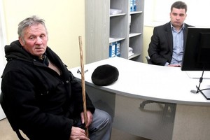 Ligotą pensininką šalin siuntė net ir antstoliai