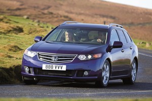 8 patikimiausi automobiliai, kuriems 300 tūkst. km – ne riba