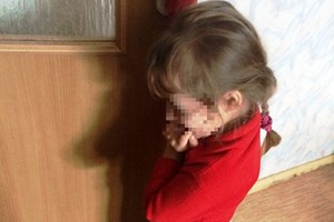 Košmarą patyrusi klaipėdietė: „Vyras kirviu kapojo baldus“