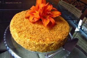 Svajonių „Medutis“: iš kelių receptų gimęs tortas