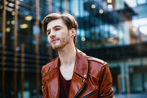 Latvių „eurovizininkas“ Justas: esu dainavęs ir Vilniaus gatvėse