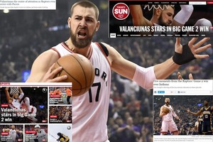 Monstrišką Joną Valančiūną Torontas nešioja ant rankų