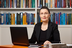 Kai įeinu, klasė nutyla. Žinau, kodėl iš kitų mokytojų tyčiojasi