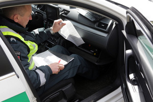 Greičio viršytojų medžioklė kainuos didžiulius pinigus