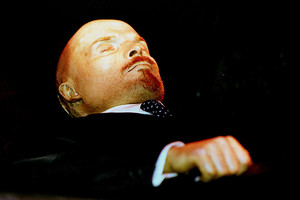 Mumijos nuotykiai: kaip rusai mėgino sunaikinti Lenino iškamšą