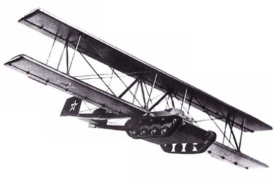 Įspūdingas išradimas: skraidantis tankas