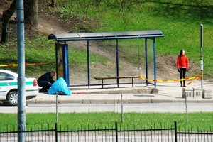 Praeivio užfiksuota mirtis mieste – beveik niekas ir nepastebėjo