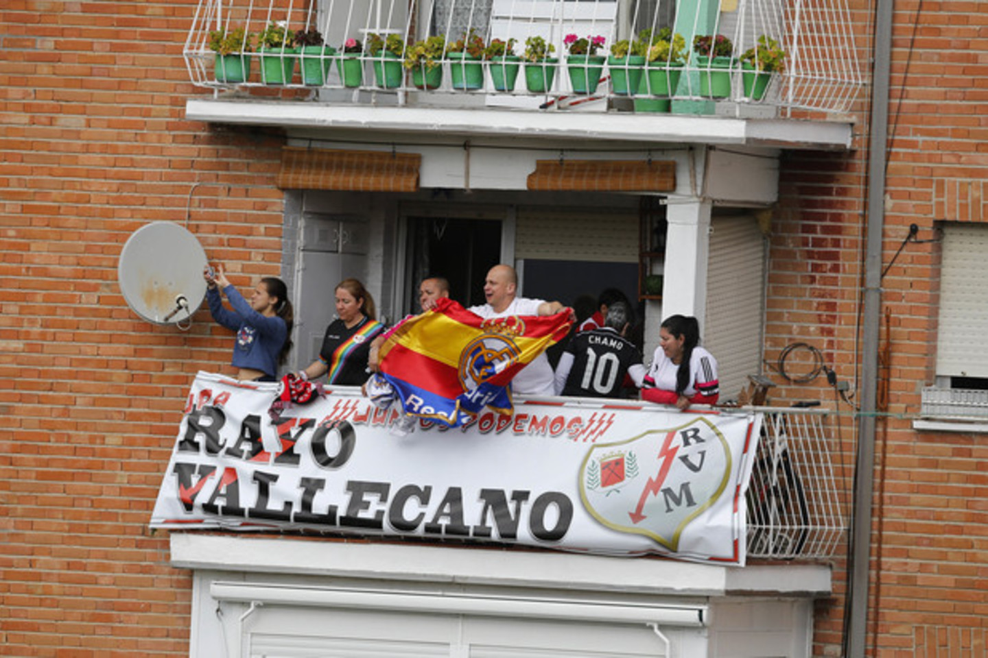 „Real“ žvaigždės vos išsigelbėjo rungtynėse su „Rayo Vallecano“.<br>AP nuotr.