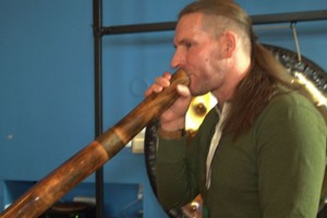 Svajonė neišmaitina: tenka darbuotis ir naftos platformose