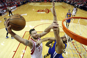 D. Motiejūno dėjimas čempionų neįbaugino – laimėjo ir be S.Curry