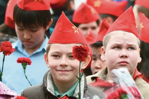 Rusai ėmė žvalgytis atgal į SSRS