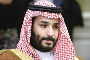 Vien atpigusios naftos arabams nepakanka: gamins ir ginklus
