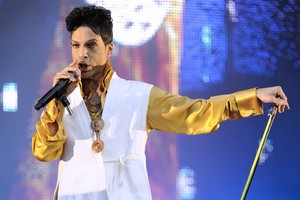 Kam po Prince'o mirties atiteks jo turtai?