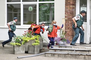 Mokyklos jau pavirto mokytojų ir mokinių karo lauku