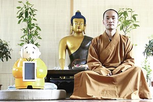 Budizmo išmintį skleis robotas