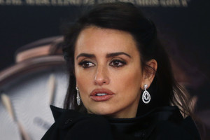 Aktorė Penélope Cruz: „Maitinimas krūtimi – lyg priklausomybė“