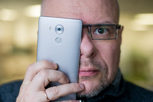 Mūsų mažam delne – geriausias išmanusis milžinas. Ir kaip?