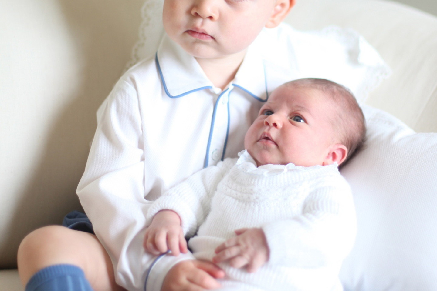 Princas George'as su seserimi princese Charlotte.<br>„Scanpix“ nuotr.