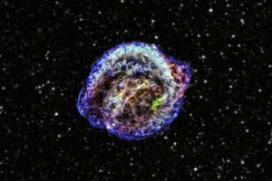 Mums ant galvų krenta sprogusių žvaigždžių radioaktyvios šukės