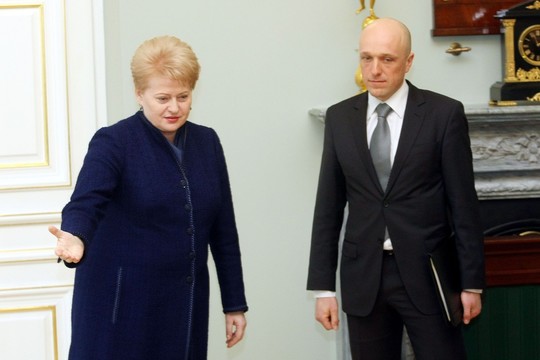 Kodėl po slapto pasitarimo STT vadovas bandė bėgti?