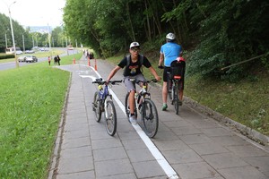 Tyrimas parodė, kaip dažnai dviratininkai sukelia pavojų kitiems