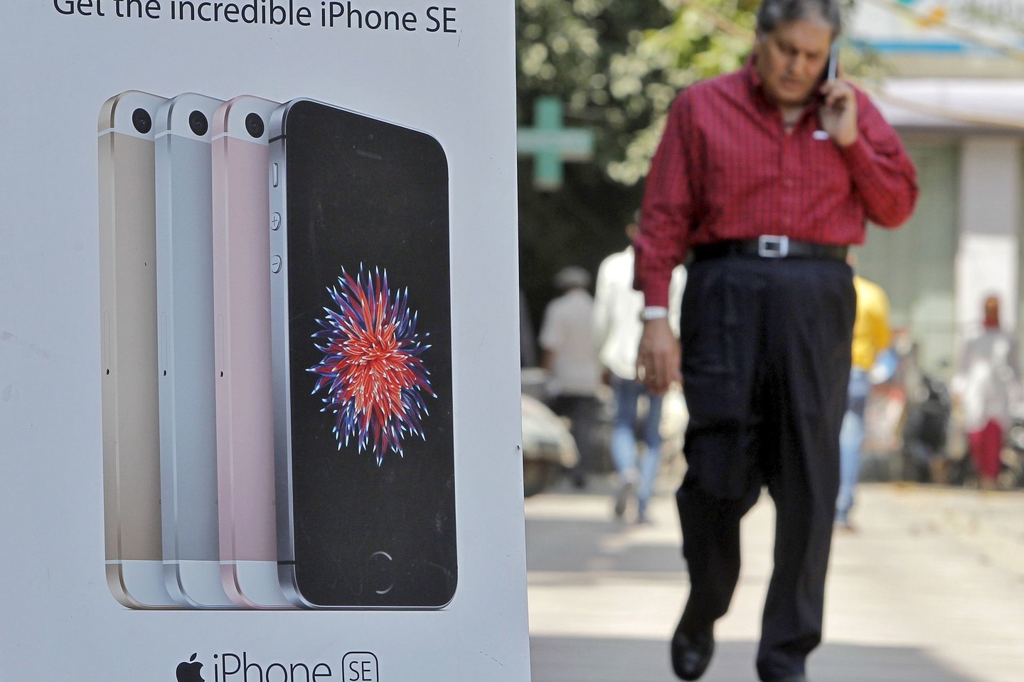 „iPhone“ pardavimai krenta.<br>„Reuters“/“Scanpix“ nuotr. iš archyvo