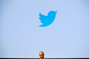 „Twitter“ akcijų vertė – neregėtose mažumose