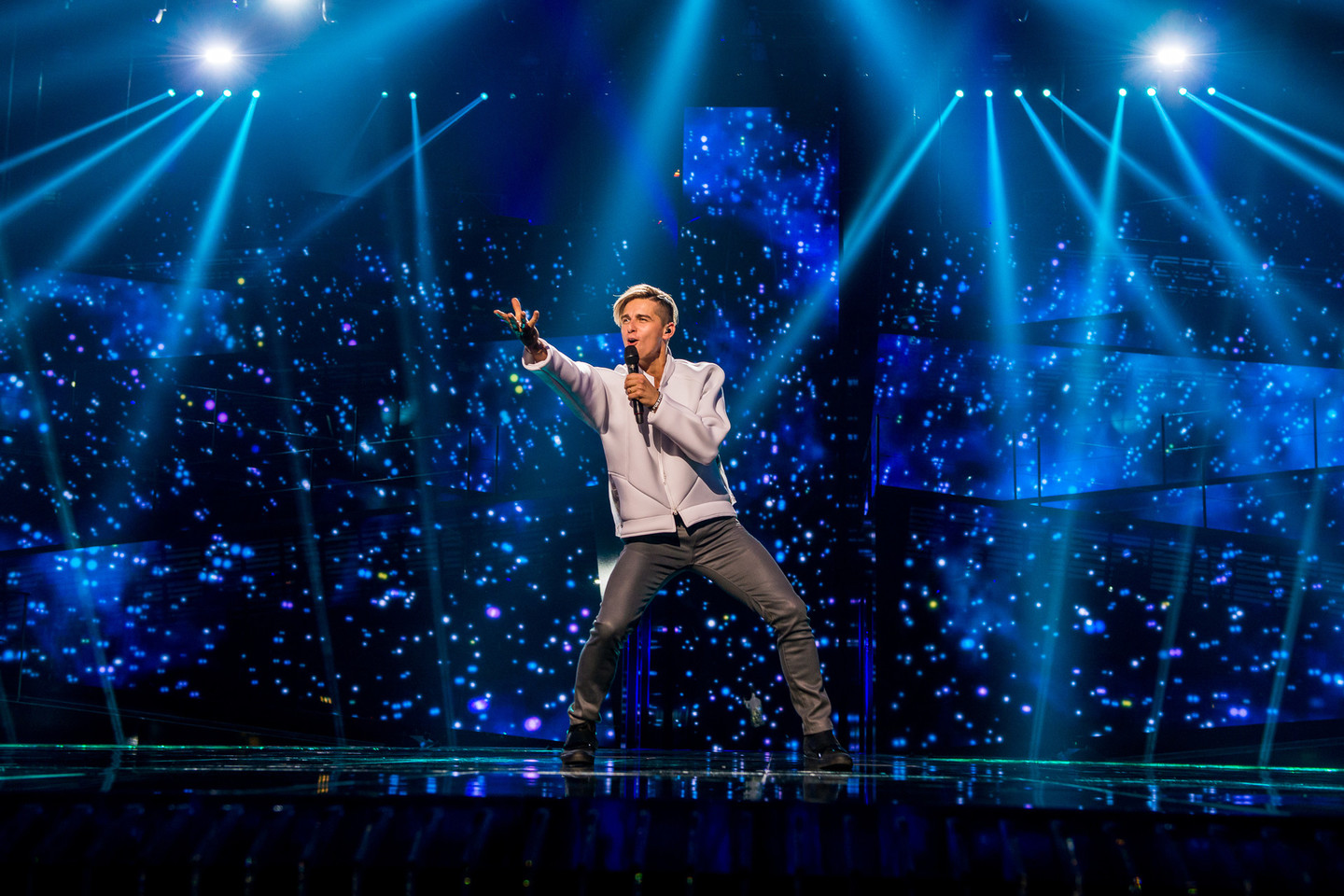 D.Montvydas trečiadienį žengė į „Eurovizijos“ sceną.<br>A.Velikovos (EBU) nuotr.