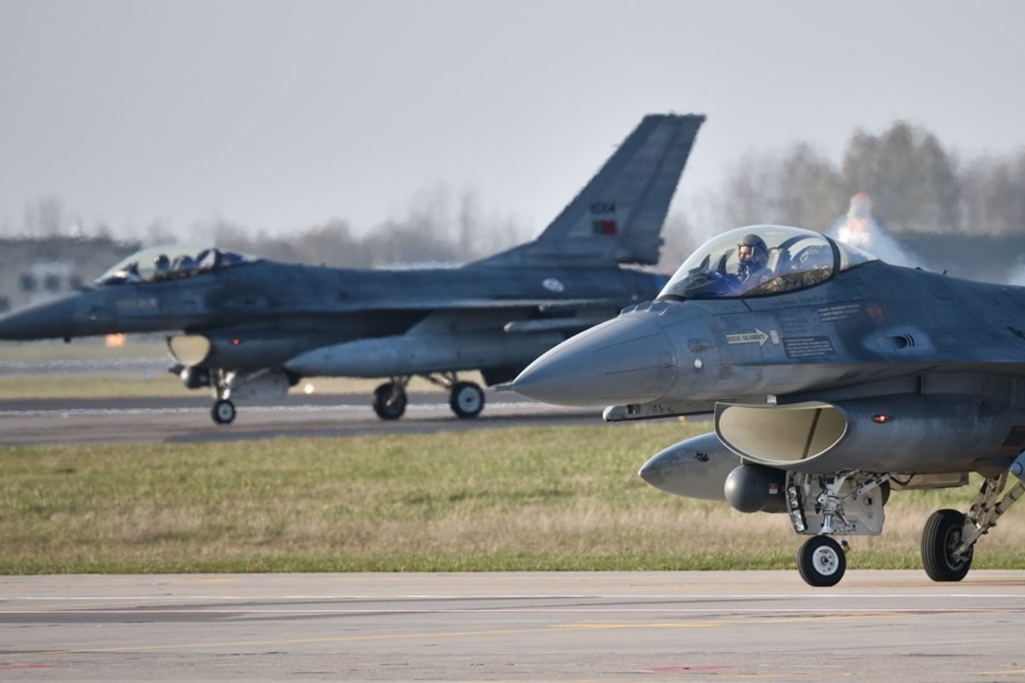 Trečiadienį Baltijos šalių oro policijos misiją Lietuvoje oficialiai perims Portugalijos kontingentas su naikintuvais „F-16“.