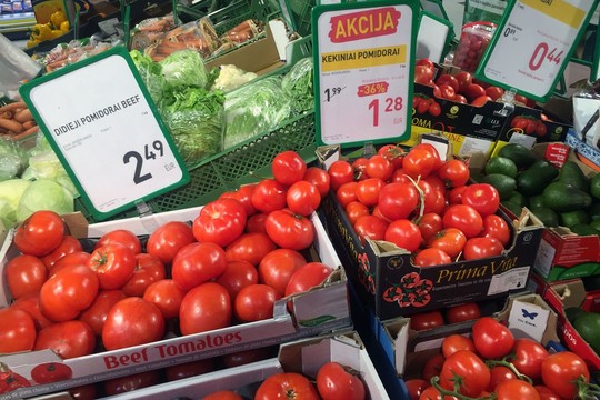 A.Butkevičius dėl kylančių kainų siūlo kreiptis į Lietuvos banką