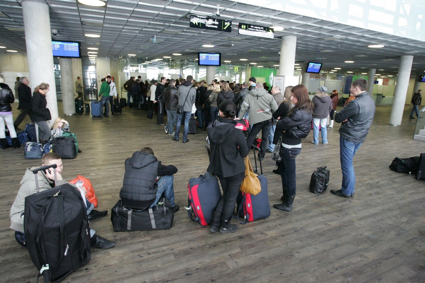 B.Gruževskio teigimu, vidutinis darbo užmokestis Lietuvoje labai atsiliko net nuo mūsų regiono valstybių – Latvijos, Lenkijos, Vengrijos.