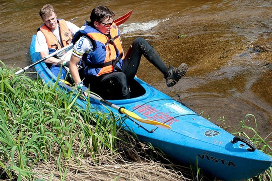 „Nykštietiškame triatlone“ – ir mobiliųjų pagalba