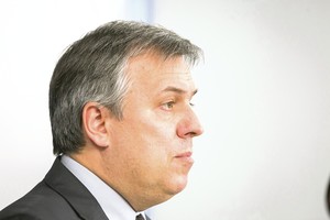 Įklimpęs prokuroras vėl traukiamas už ausų