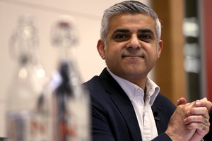 Londono meras S. Khanas politikoje remiasi ir Mahometo mokymu