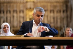 Pakistanas sveikina tėvynainio S. Khano išrinkimą Londono meru