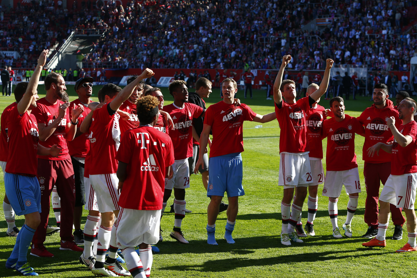 Miuncheno „Bayern“ trečią kartą iš eilės apgynė Vokietijos čempionų titulą.<br>Reuters/Scanpix nuotr.