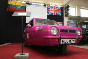 8 remontai nesustabdė: iš Londono lietuviai parvažiavo triračiu