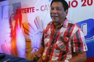 Filipinų prezidento rinkimus laimėjo skandalingasis R. Duterte
