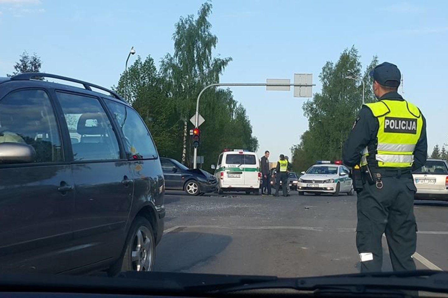 Telšiuose avarijoje sužalotas keleivis.