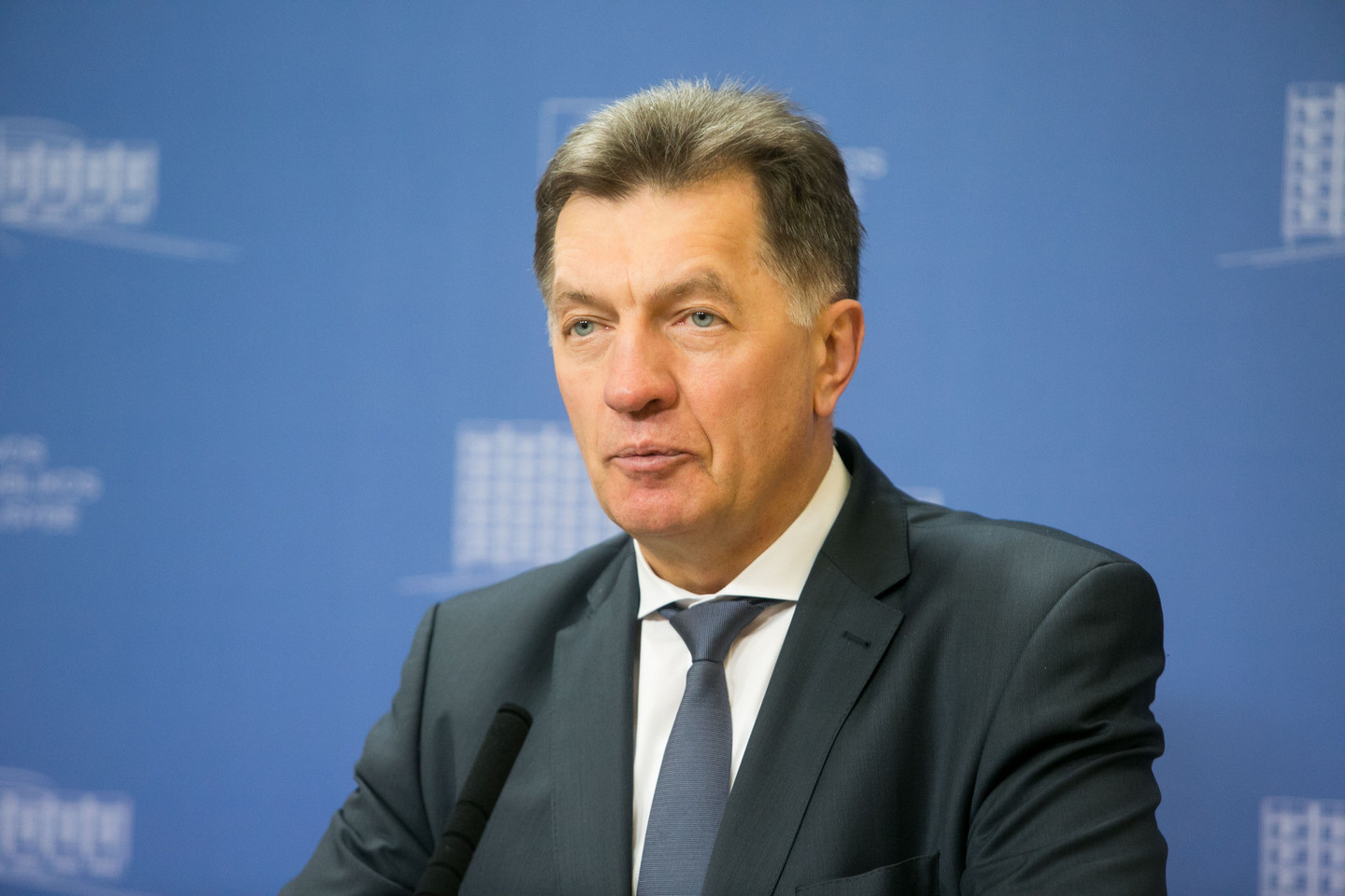 A.Butkevičius teigė, kad ekonomikos apimtys auga.