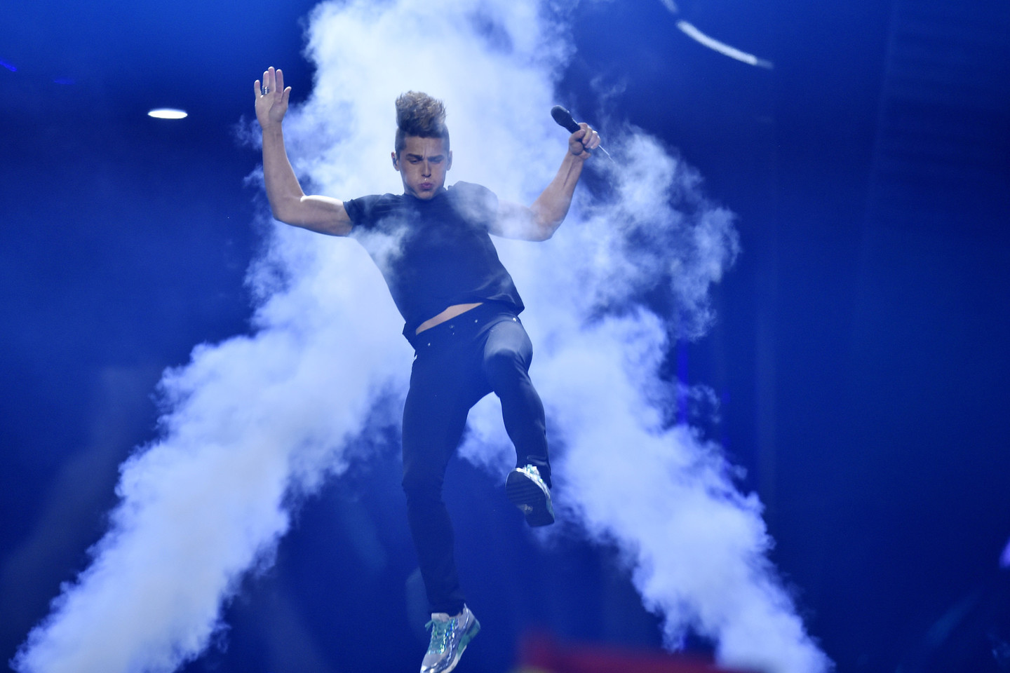 Donatas Montvydas pakerėjo Europą – pateko į „Eurovizijos“ finalą.<br>AP ir Scanpix nuotr.