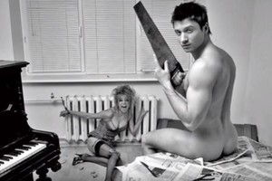 Internete plinta nuogo rusų atstovo „Eurovizijoje“ nuotraukos