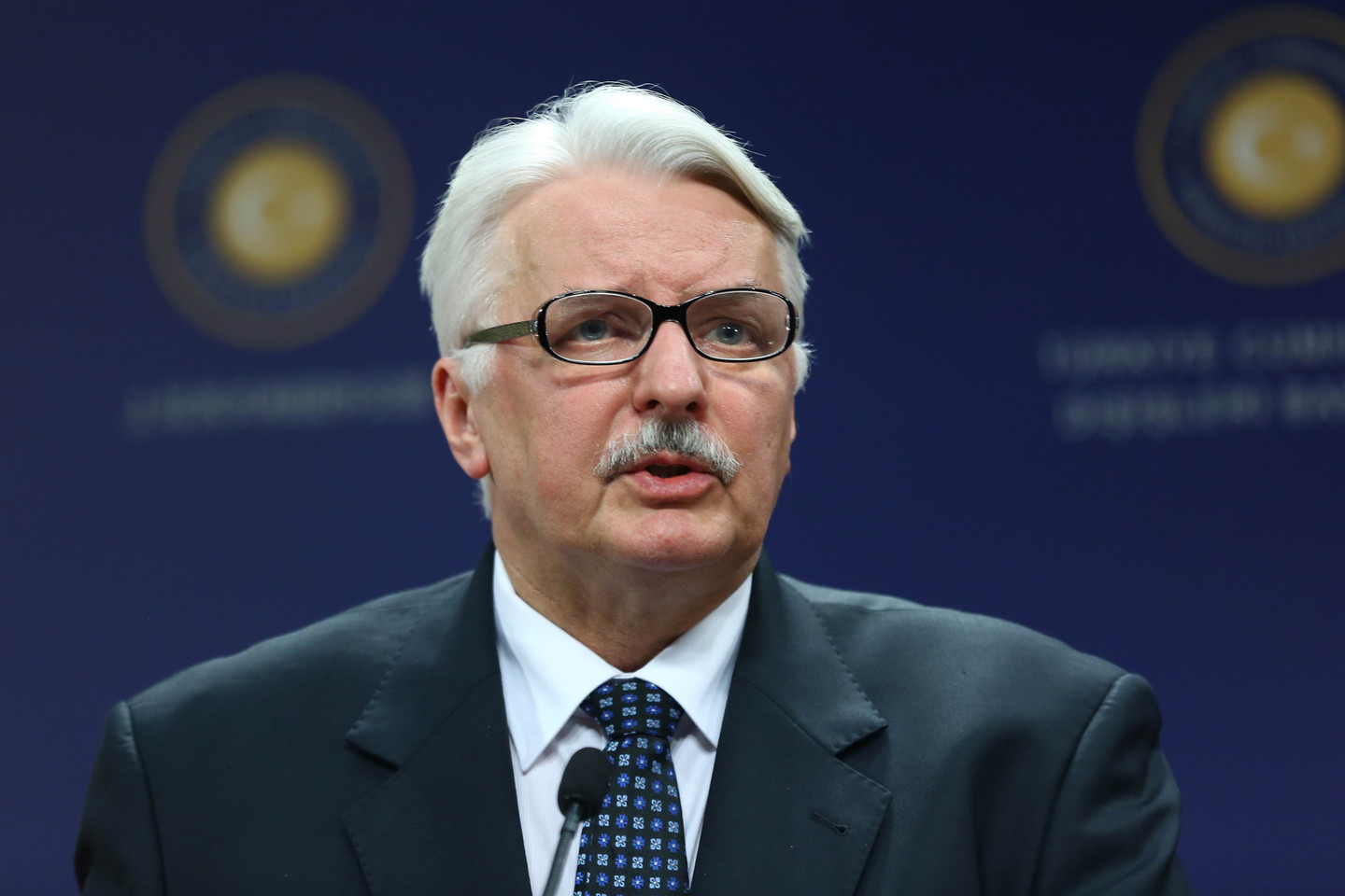 W.Waszczykowskis teigė, kad nenori privilegijų, tik lygybės.