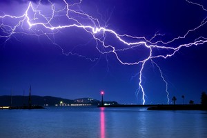 Ką patyrė žaibo nutrenkti, bet išgyvenę lietuviai?
